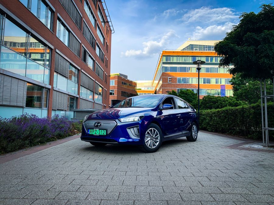 Lassan járj, tovább érsz – Hyundai Ioniq Electric - Autó & Motor - MOBILITY - hyundai elektromos, hyundai ioniq, hyundai ioniq 2020, hyundai ioniq teszt, ioniq electric, ioniq ev, 