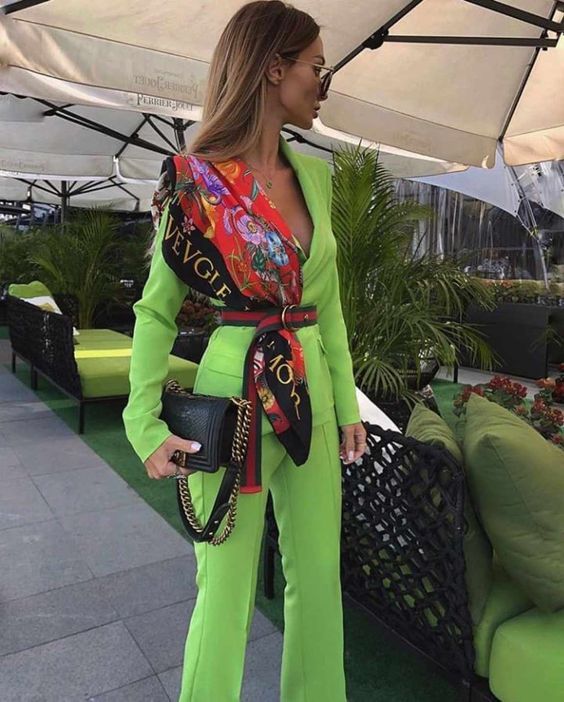 Stílusiskola: így viselj kendőket -  -  - divat, kendő, nyár, outfit, stílus, 