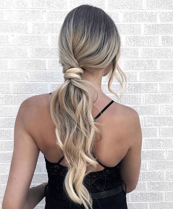 Stílusos frizura tippek forró napokra -  -  - forróság, haj, hajápolás, kánikula, nyár, 