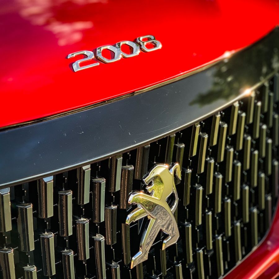 SUV francia módon - Peugeot 2008 1.2 GT Line - Autó & Motor - MOBILITY - peugeot 2008, peugeot 2008 gti teszt, peugeot 2008 teszt, peugeot suv teszt,