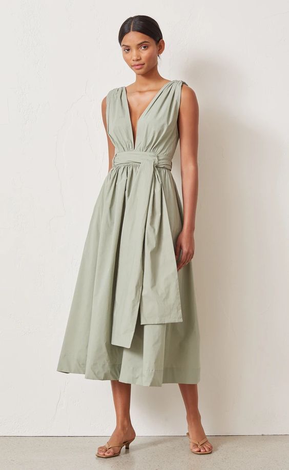 Stílusiskola: zsályazöld - a nyár egyik legfelkapottabb színe -  -  - divat, outfit, stílus, zöld, zsályazöld, 