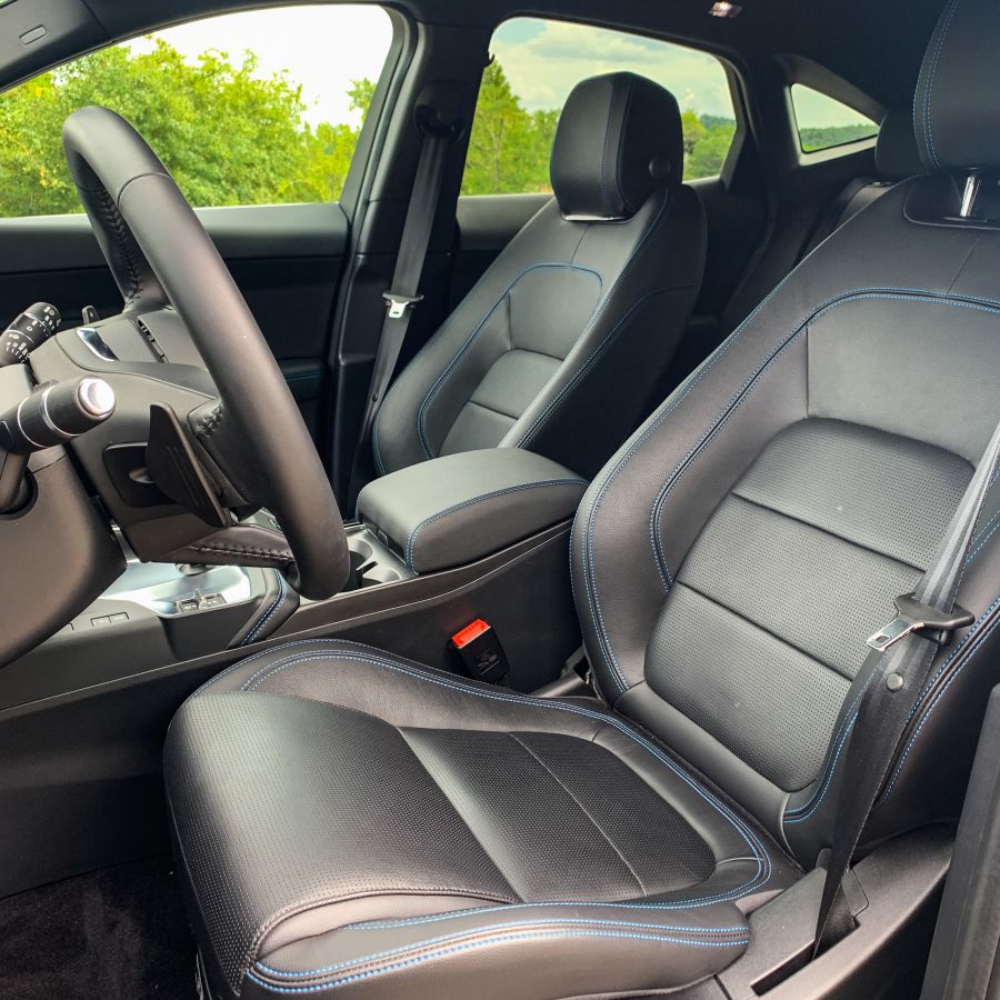 Tökéletes alternatíva – Jaguar E-Pace 2.0d R Dynamic S - Autó & Motor - MOBILITY - jaguar dízel teszt, jaguar e pace, jaguar e pace r dynamic teszt, jaguar epace teszt, jaguar suv teszt, jaguar teszt, 