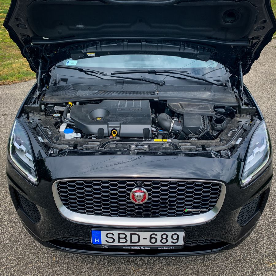 Tökéletes alternatíva – Jaguar E-Pace 2.0d R Dynamic S - Autó & Motor - MOBILITY - jaguar dízel teszt, jaguar e pace, jaguar e pace r dynamic teszt, jaguar epace teszt, jaguar suv teszt, jaguar teszt, 