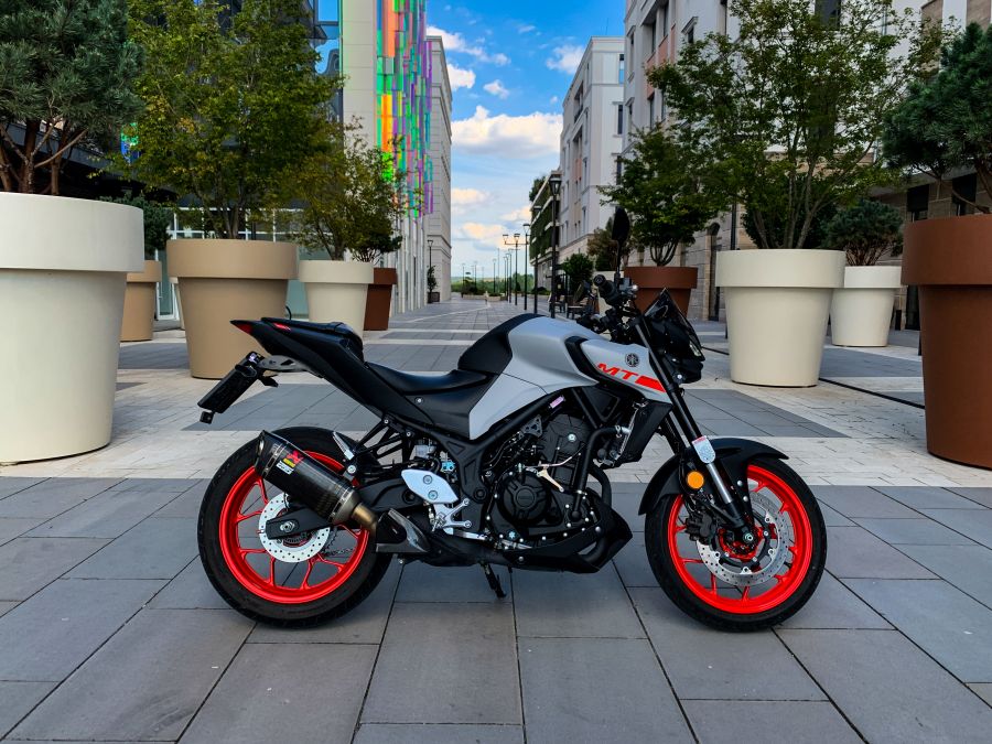 Kicsi és játékos - Yamaha MT-03 - Autó & Motor - MOBILITY - yamaha 300, yamaha mt03, yamaha mt03 teszt, yamaha teszt, 