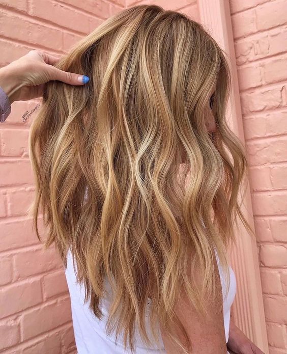 Top10: ha hajszínt szeretnél váltani, akkor válaszd a sötét mézszőkét -  -  - árnyalat, frizura, haj, hajszín, mézszőke, sötét mézszőke, 