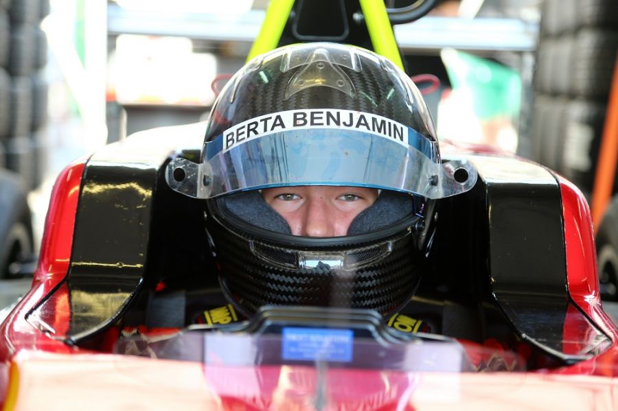 Felemás hétvége Horvátországban - Autó & Motor -  - gender racing team, grt, 