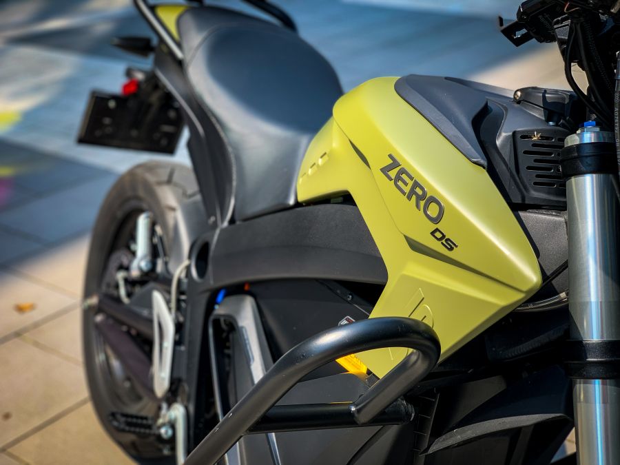 Tekints a jövőbe - ZERO DS ZF14.4 - Autó & Motor - MOBILITY - elektromos motorkerékpár teszt, szallerbeck motor teszt, szallerbeck zero ds teszt, zero ds elektromos, zero ds motor, zero ds naked, zero ds teszt,