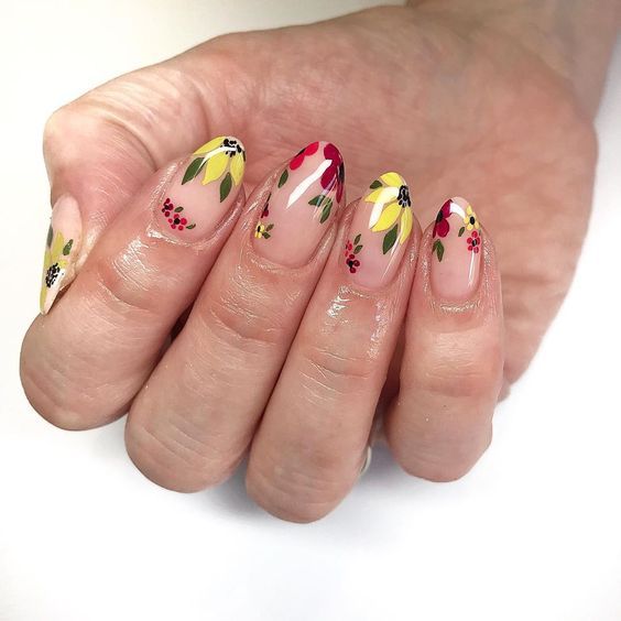 Top10: manikűrök a legimádnivalóbb mintákkal -  -  - cuki, köröm, manikűr, minta, nyár, ötletek, 