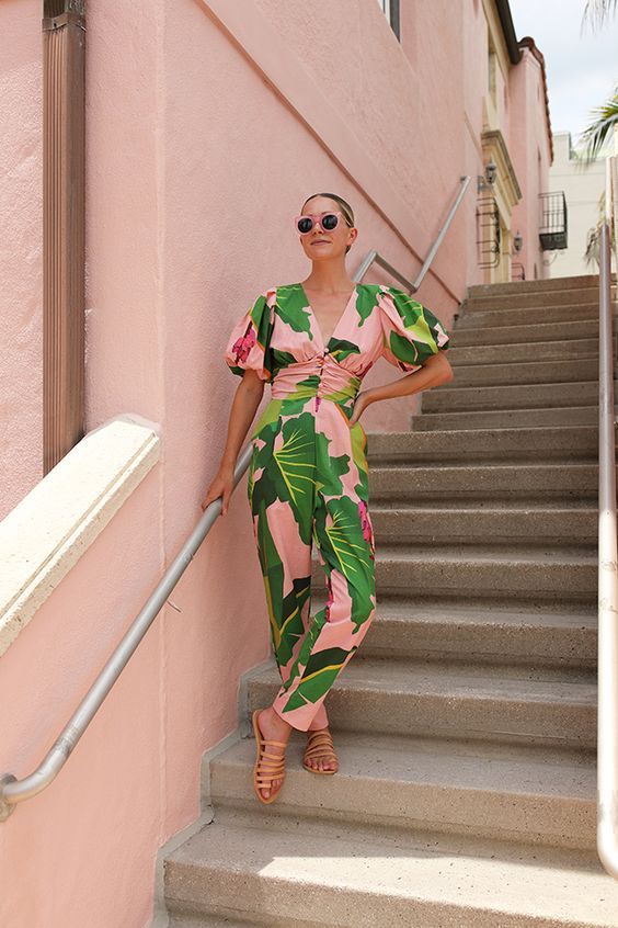 Stílusiskola: így dobd fel a szettedet trópusi mintás darabokkal -  -  - divat, outfit, stílus, trópusi minta, 