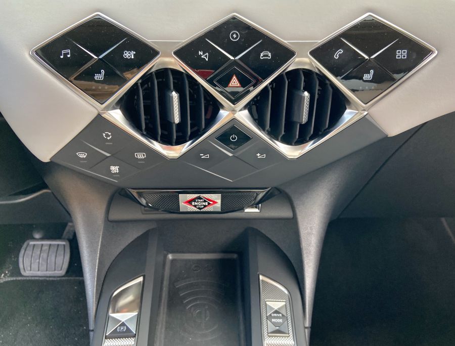 Guruló ékszerdoboz – DS 3 Crossback E-Tense (2020) teszt - Autó & Motor - MOBILITY - ds, ds3, ds3 crossback e-tense, ds3 crossback e-tense teszt, elektromos, elektromos autó, prémium, tesztautó, 