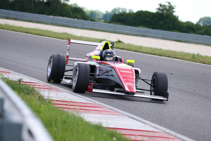 A második hazai pályán - Autó & Motor -  - gender racing team, GRT,