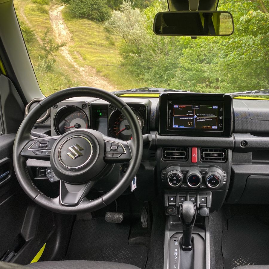 Nemcsak a húszéveseké a világ – Suzuki Jimny újratöltve - Autó & Motor - MOBILITY - jimny 2019, jimny teszt, Suzuki Jimny automata, suzuki Jimny teszt,