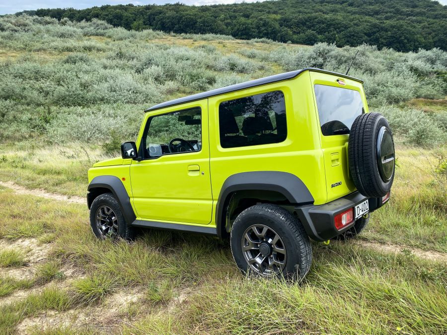 Nemcsak a húszéveseké a világ – Suzuki Jimny újratöltve - Autó & Motor - MOBILITY - jimny 2019, jimny teszt, Suzuki Jimny automata, suzuki Jimny teszt,