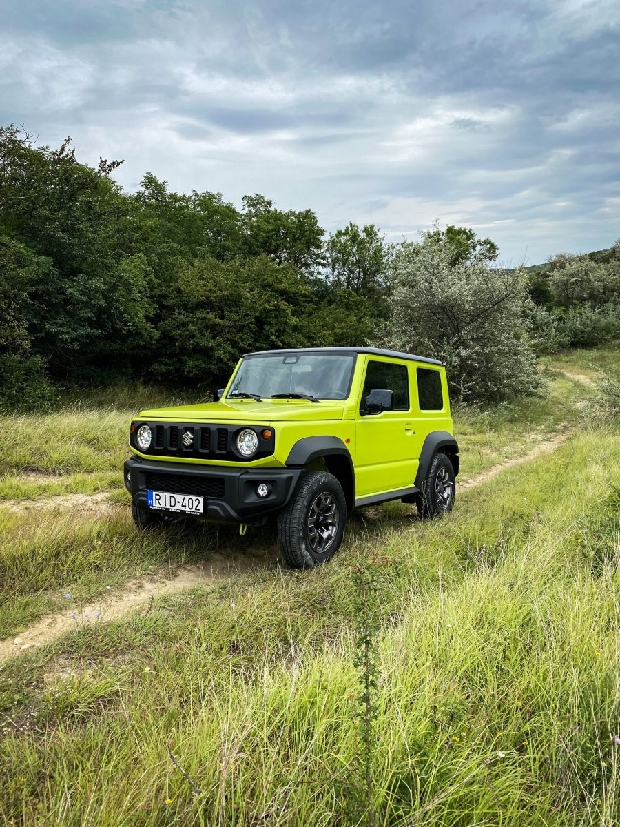 Nemcsak a húszéveseké a világ – Suzuki Jimny újratöltve - Autó & Motor - MOBILITY - jimny 2019, jimny teszt, Suzuki Jimny automata, suzuki Jimny teszt,
