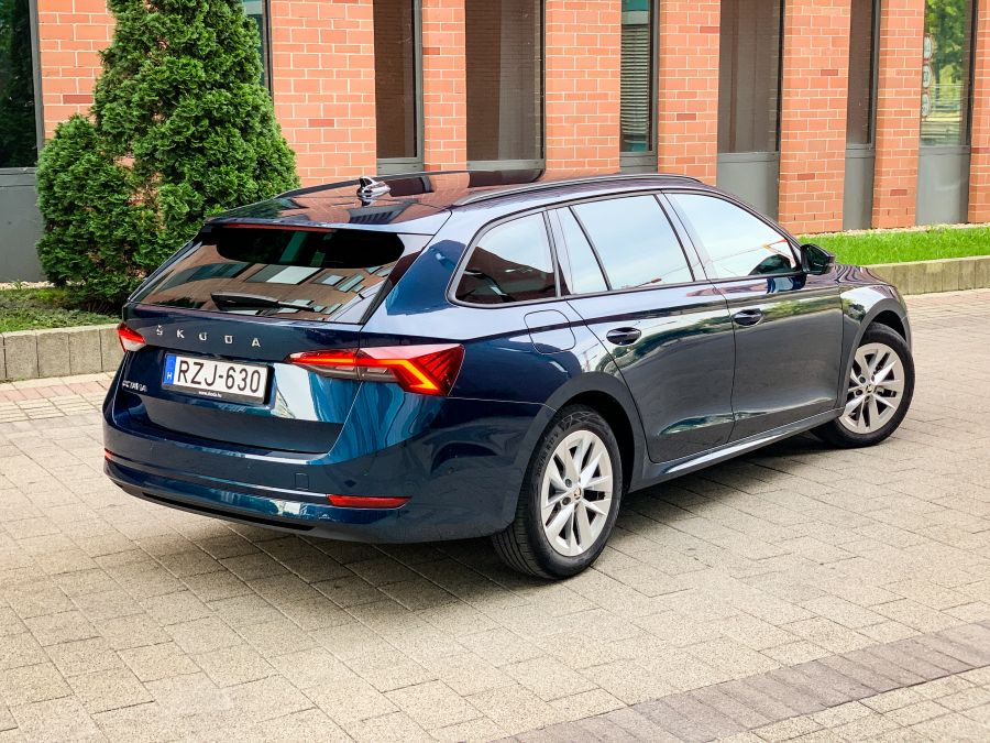Szintet lépett – Skoda Octavia Style 1,5 TSI - Autó & Motor - MOBILITY - 2020 octavia 1%2C5tsi teszt, motorhang, octavia 2020 kombi, octavia 2020 teszt, octavia benzines teszt, octavia style teszt, octavia tsi teszt, skoda octacia 2020 style tsi teszt, skoda octavia 2020, 