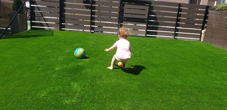 Így spórolhatsz időt és energiát - 5 érv a műfű mellett -  -  - kert, műfű, namgrass, otthon, pázsit, 