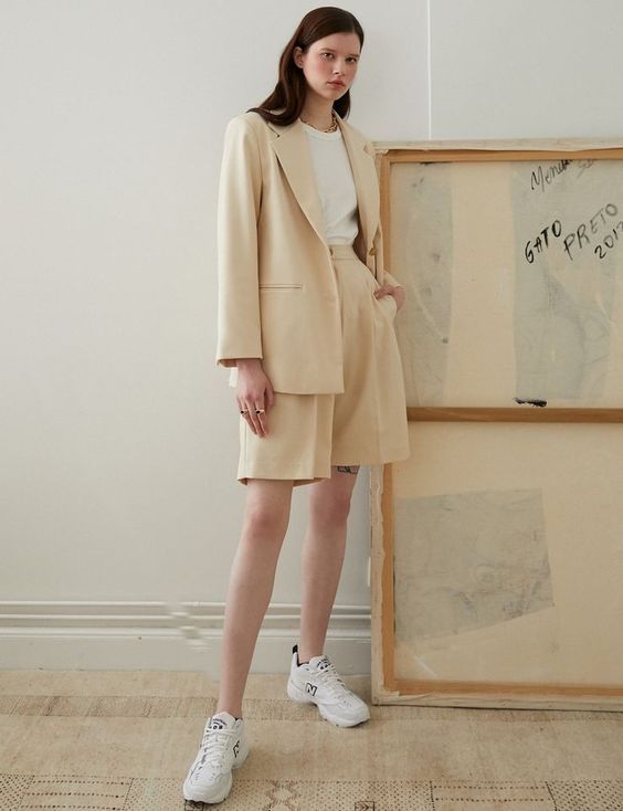 Stílusiskola: így viselj bézs darabokat kora ősszel -  -  - bézs, divat, outfit, stílus, 