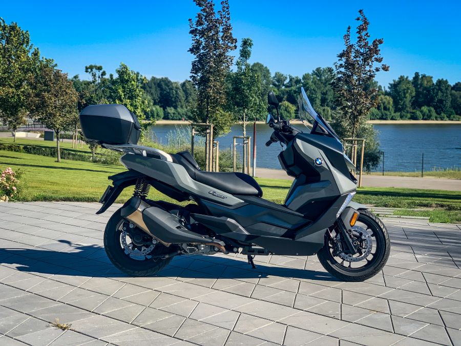 Univerzális – BMW C400GT - Autó & Motor - MOBILITY - bmw 400 teszt, bmw c400 teszt, BMW c400gt teszt, bmw robogó teszt,