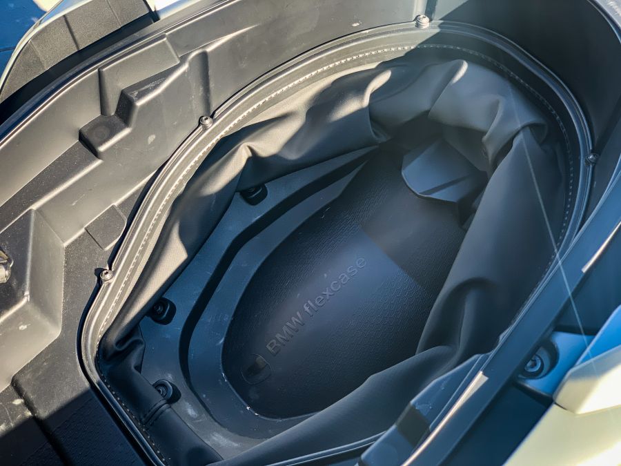 Univerzális – BMW C400GT - Autó & Motor - MOBILITY - bmw 400 teszt, bmw c400 teszt, BMW c400gt teszt, bmw robogó teszt,