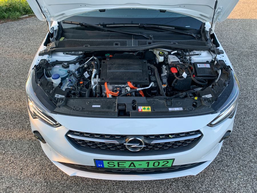Egyenlő partner - Opel Corsa-e - Autó & Motor - MOBILITY - corsa e teszt, corsa-e 2020 teszt, corsa-e teszt, elektromos corsa teszt, elektromos opel teszt, opel corsa e, 