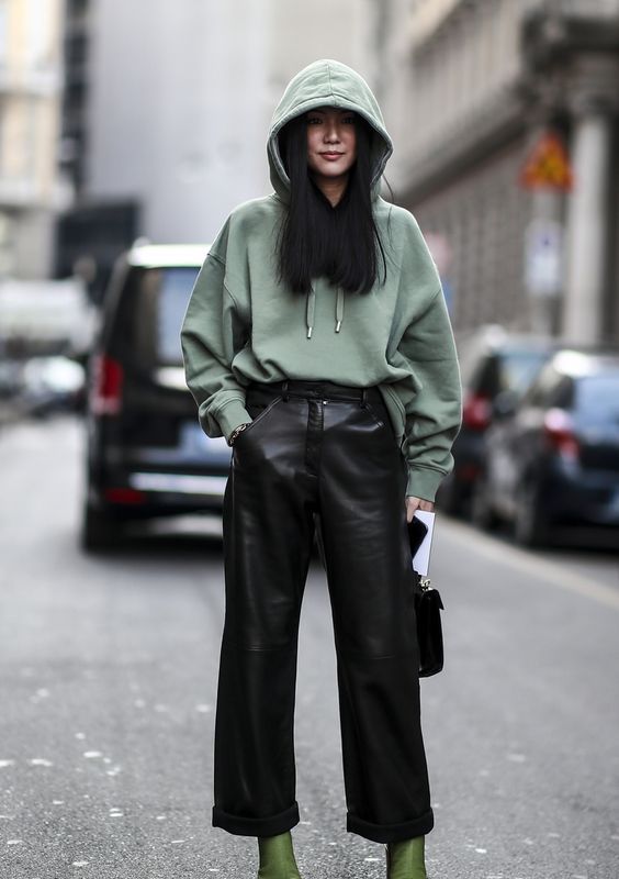 Stílusiskola: így viselj ősszel kapucnis pulcsikat -  -  - divat, kapucnis pulcsi, outfit, stílus, 