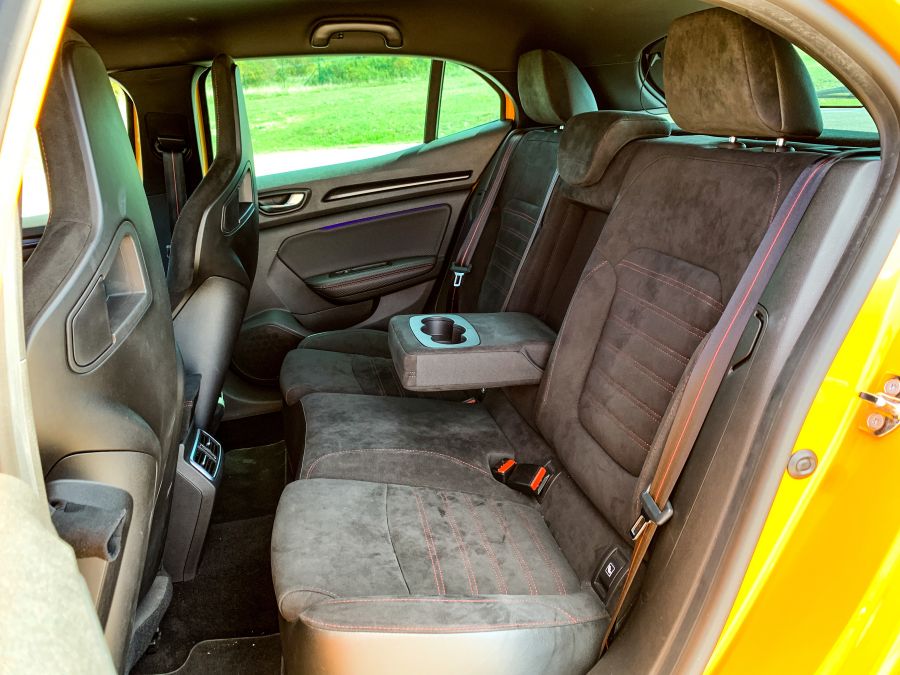 Ha az út a versenypálya - Renault Megane R.S. Trophy - Autó & Motor - MOBILITY - megane sport teszt, renault megane, renault megane r.s. trophy teszt, renault r.s. teszt, trophy teszt,