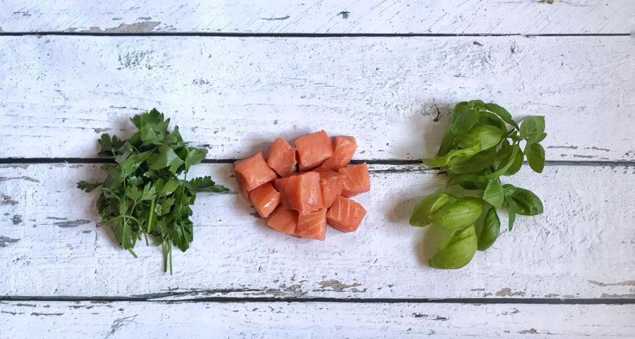 Lazacos farfalle (pirított újhagyma, tökmagos petrezselymes pesto) -  -  - farfalle, gasztronómia, lazacos farfalle, pestos tészta, tészta, 