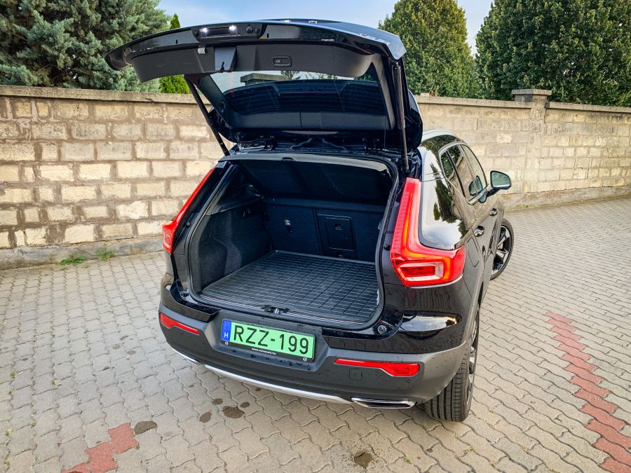 A teljesség varázsa - Volvo XC40 plug-in hybrid - Autó & Motor - MOBILITY - Volvo SUV teszt, Volvo XC40 hybrid teszt, Volvo XC40 plug, Volvo XC40 Plugin, Volvo xc40 teszt, XC40 hibrid teszt, 