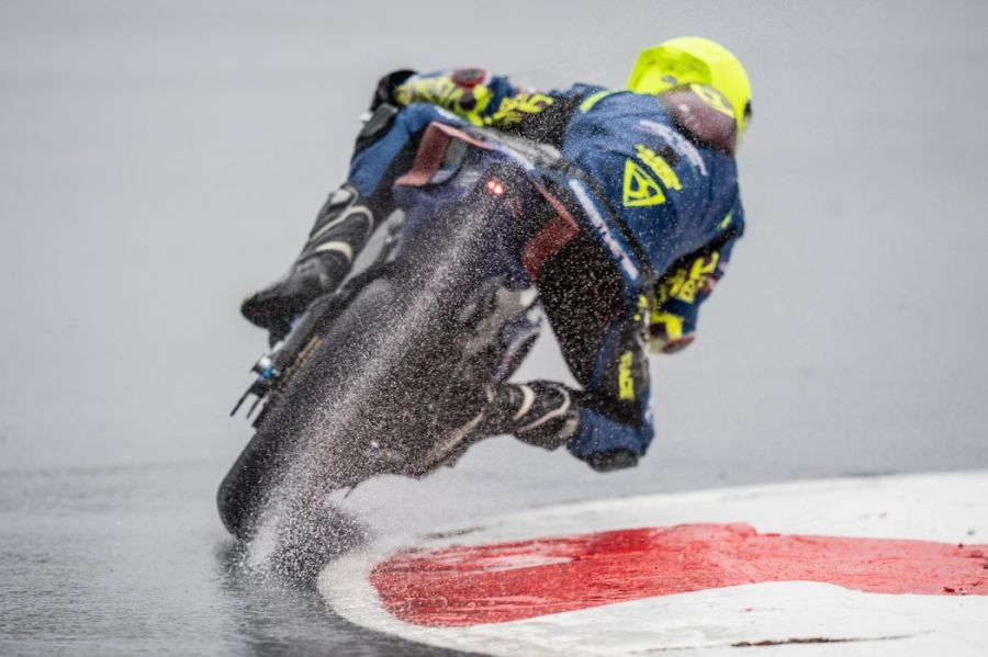 A 9. helyet szerezte meg Sebestyén Peti a Supersport-világbajnokságon! - Autó & Motor -  - sebestyén peti, supersport,