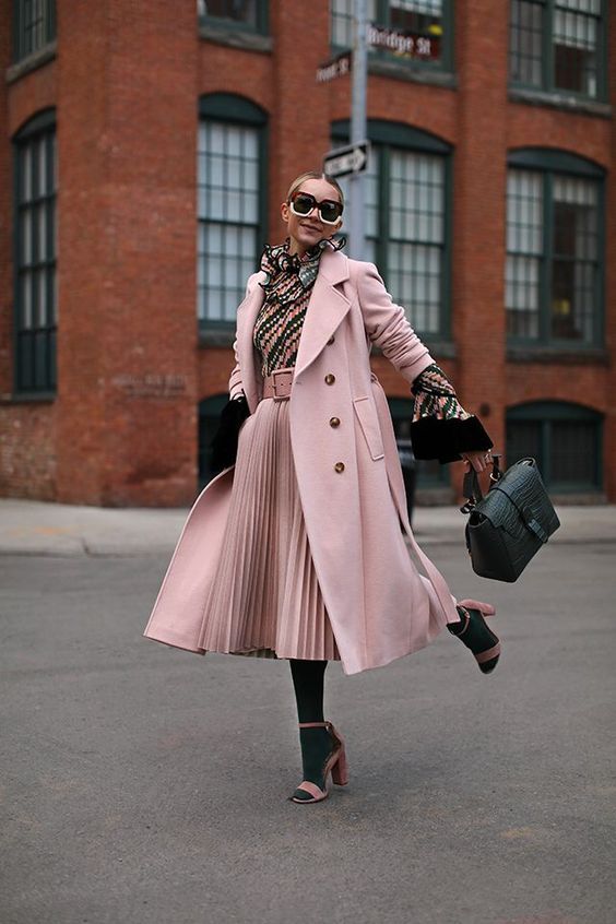 Stílusiskola: így viselj rózsaszínt ősszel -  -  - divat, outfit, rózsaszín, stílus, 