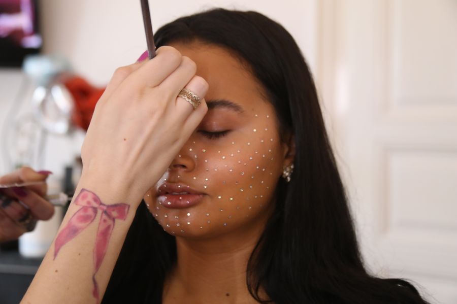 'Nehéz dolog ez most, de mindig lehet miért hálásnak lenni.' - Beszélgetés Schaub Vivien, beauty sminkessel -  -  - beauty, interjú, sminkes, 