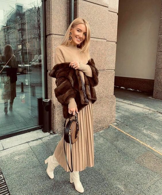 Stílusiskola: így viselj ősszel pliszírozott szoknyákat -  -  - divat, outfit, pliszírozott szoknya, stílus, szoknya, 