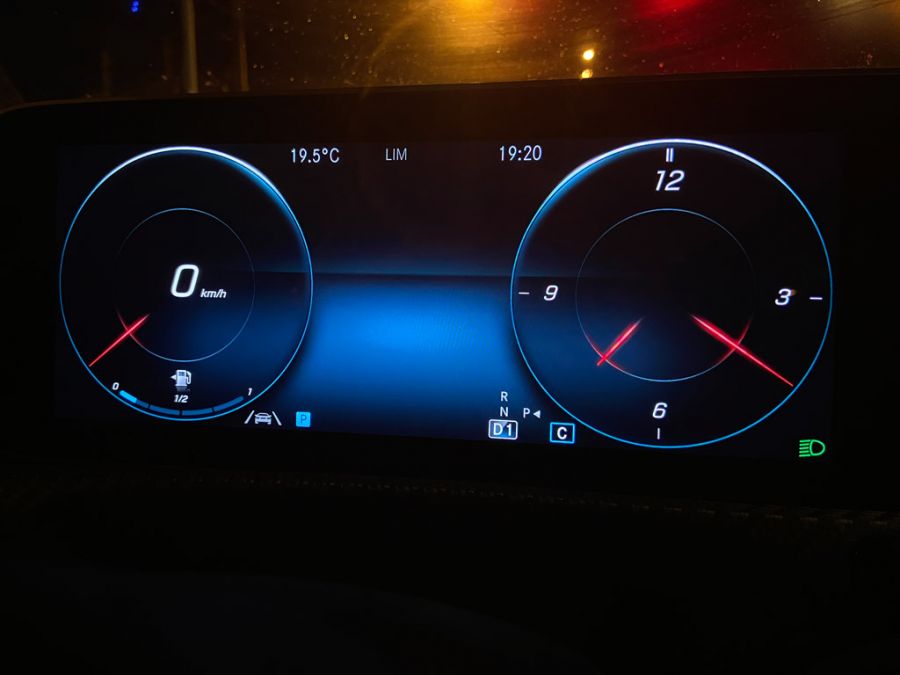Nem lehet nem dicsérni: Mercedes-Benz A-osztály teszt V. rész - Autó & Motor - MOBILITY - A-osztály, Mercedes, Mercedes Benz, MOL, MOL Limo,