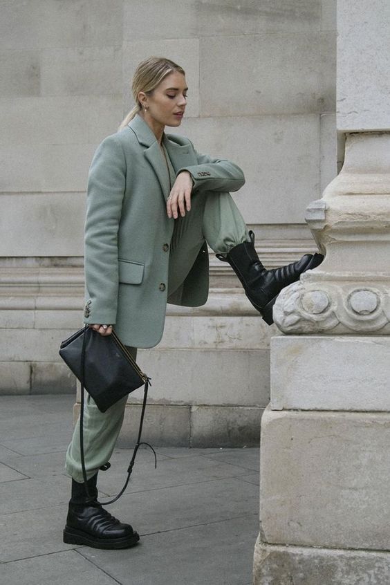 Stílusiskola: a csodás zsályazöld szín -  -  - divat, outfit, ősz, stílus, zsálya, zsályazöld, 