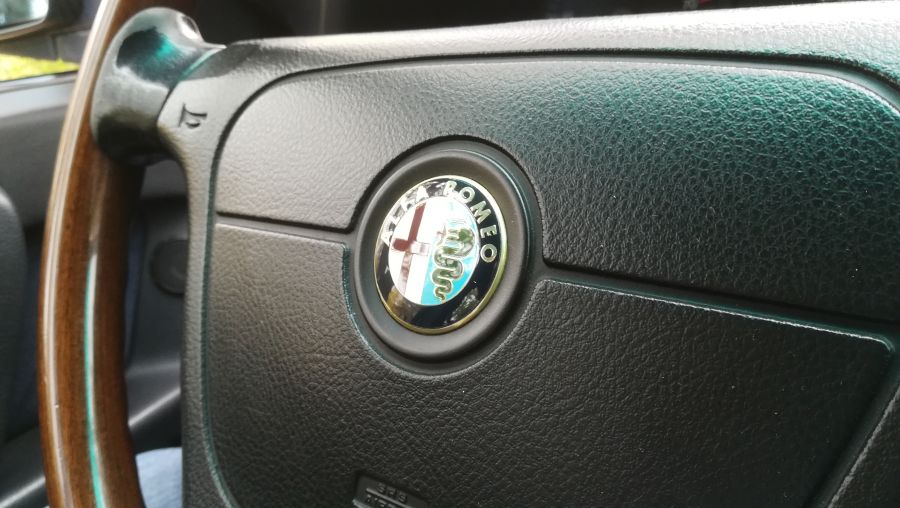 Az örök élet titka – Alfa Romeo 164 - Autó & Motor - MOBILITY - Alfa 164, Alfa 164 teszt, Alfa használt teszt, Alfa Romea 164 Berlina teszt,