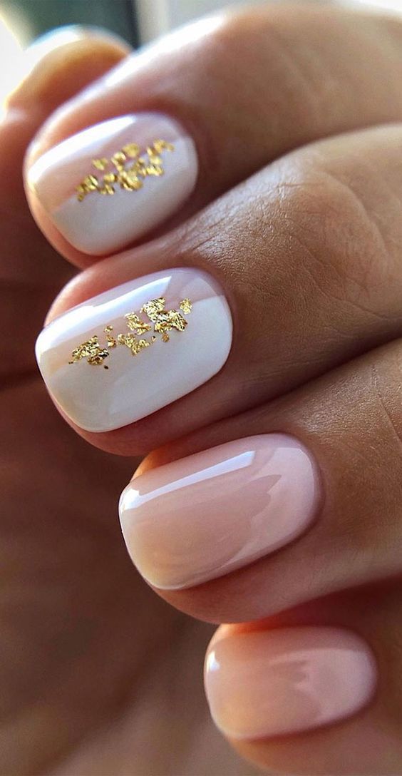 Top10: Csodás őszi manikűr ötletek egy kis arannyal -  -  - arany, köröm, manikűr, ősz, 