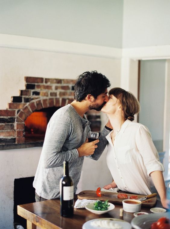 5 kreatív randi ötlet, amihez ki sem kell mozdulnotok otthonról -  -  - otthon, otthoni randi, ősz, randi, 