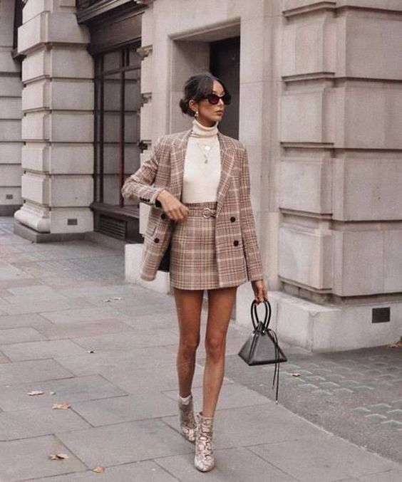 Stílusikola: így viselj ősszel kockás szoknyákat -  -  - divat, kockás szoknya, outfit, szoknya, téli divat, 