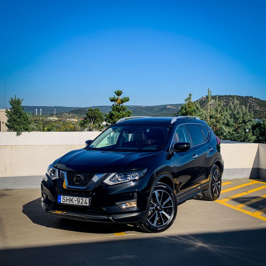 Valahol már láttalak – Nissan X-Trail dCi 150 Tekna - Autó & Motor - MOBILITY - nissan X-trail dCi teszt, nissan xtrail teszt, xtrail nissan, xtrail tekna teszt, 