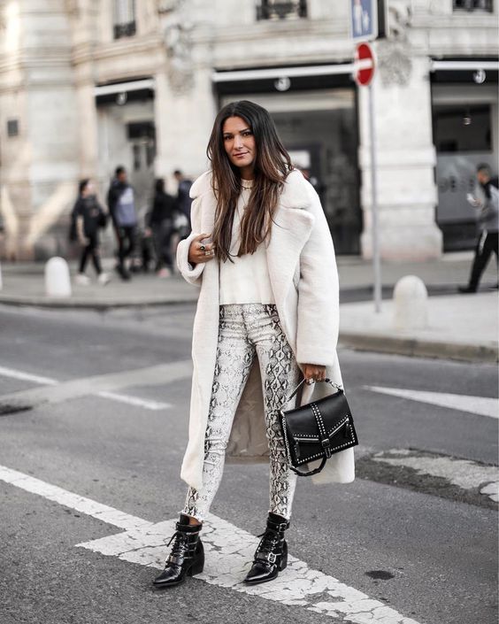 Stílusiskola: kígyóbőr mintás ruhadarabok őszre -  -  - divat, kígyóbőr, outfit, stílus, téli divat, 