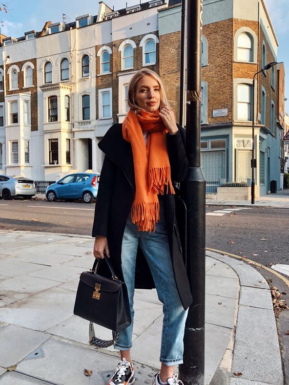 Stílusiskola: ősszel dobd fel az outfitedet egy kis narancssárgával -  -  - divat, narancssárga, outfit, stílusiskola, 