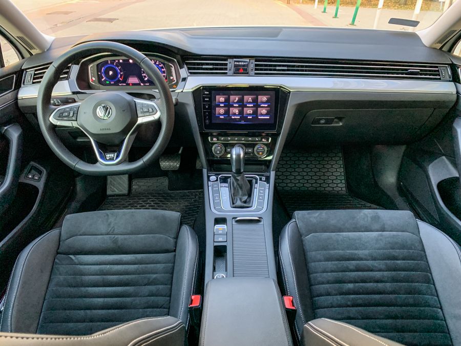 Nem kell kapkodni – Volkswagen Passat GTE - Autó & Motor - MOBILITY - passat, passat gte teszt, passat phev, passat phev teszt, passat plugin hybrid teszt, vw passat, vw passat 2020, 