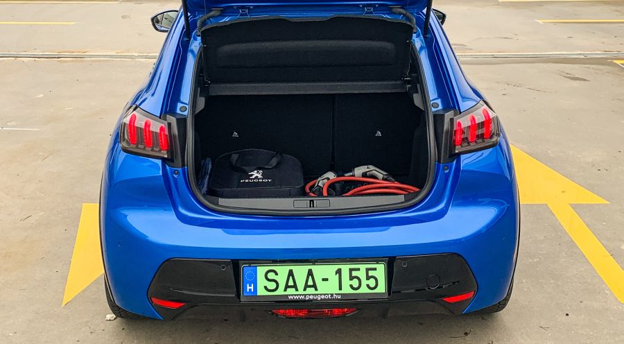 A leggyorsabb 208 - Peugeot e208 - Autó & Motor - MOBILITY - 208 peugeot, elektromos peugeot, peugeot 208 elektromos teszt, peugeot e208 teszt, 