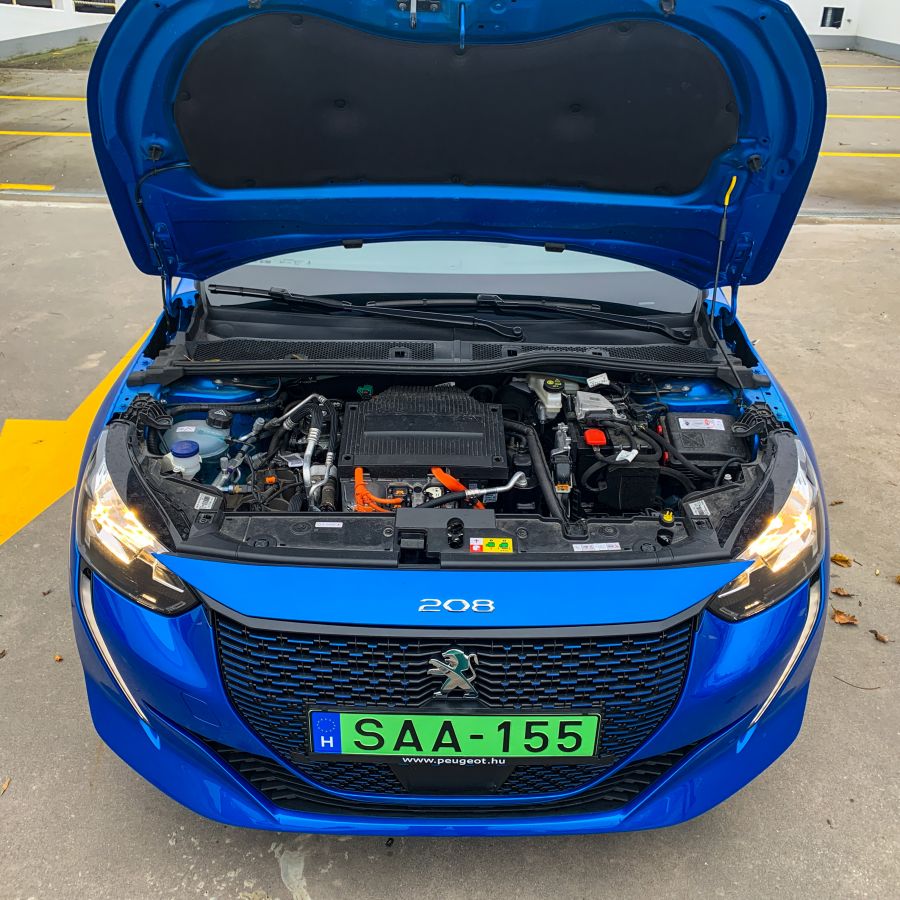A leggyorsabb 208 - Peugeot e208 - Autó & Motor - MOBILITY - 208 peugeot, elektromos peugeot, peugeot 208 elektromos teszt, peugeot e208 teszt, 