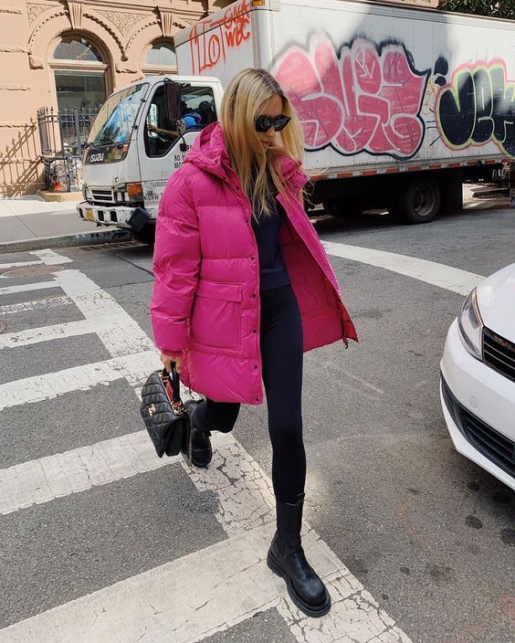 Stílusiskola: dobd fel a sötét téli napokat egy kis rózsaszínnel -  -  - divat, outfit, rózsaszín, stílus, 