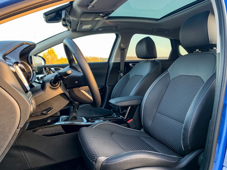 A fullos háromhengeres – KIA Ceed 120 T-GDI Gold - Autó & Motor - MOBILITY - 2020 ceed teszt, ceed 1.0 teszt, kia ceed 120 T-GDI teszt, kia ceed teszt, 