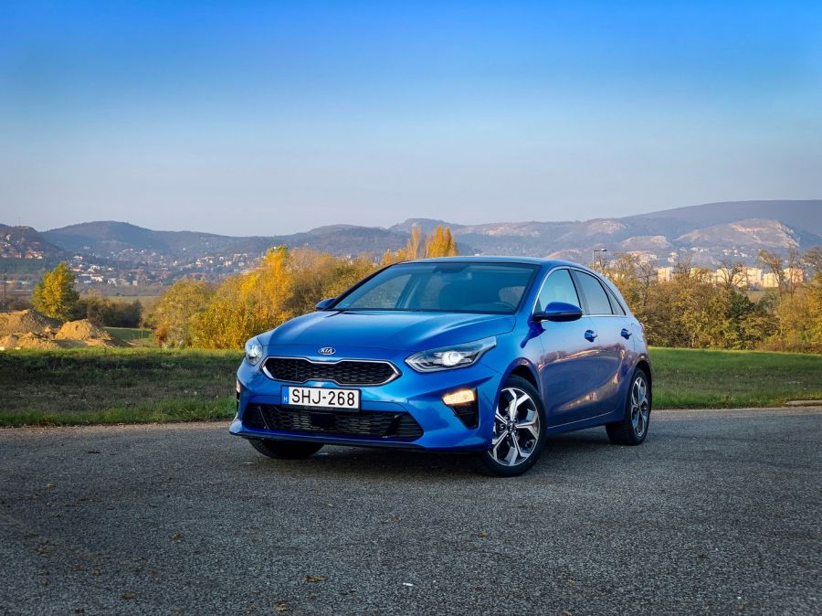 A fullos háromhengeres – KIA Ceed 120 T-GDI Gold - Autó & Motor - MOBILITY - 2020 ceed teszt, ceed 1.0 teszt, kia ceed 120 T-GDI teszt, kia ceed teszt, 