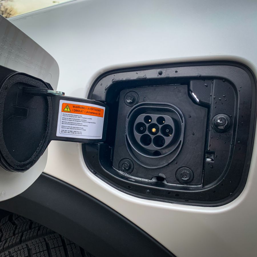 KIA Niro PHEV egy igazán praktikus jármű - Autó & Motor - MOBILITY - kia, kia nero, kia nero phev, kia niro plig in, kia phev, nero phev, plug in hybrid,