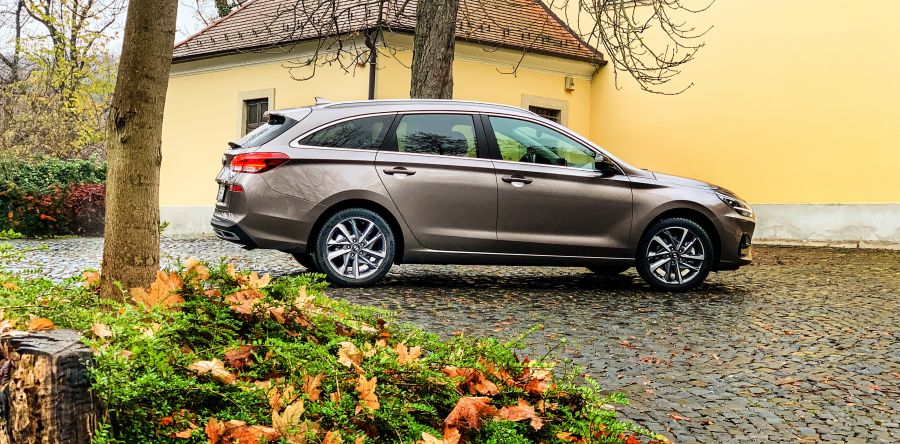 Korrekt – Hyundai i30 1,5DPi - Autó & Motor - MOBILITY - 2020 i30 teszt, hyundai i30, Hyundai i30 1.5DPi teszt, Hyundai i30 teszt, i30 2020, i30 teszt, 