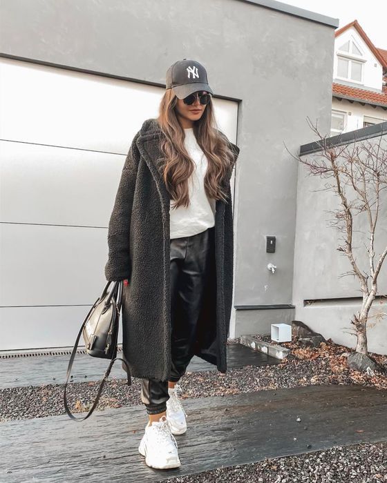 Stílusiskola: Téli outfitek sportcipővel -  -  - divat, outfit, sportcipő, stílus,